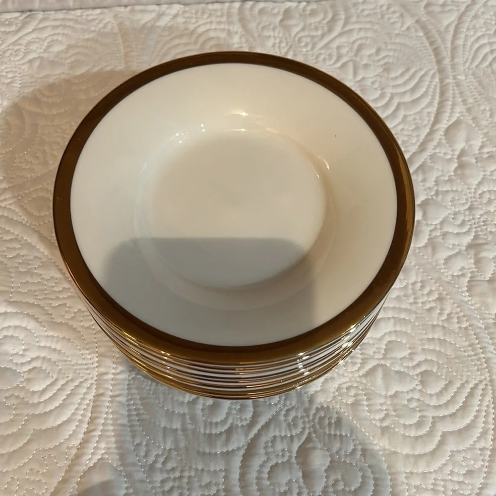 Pier 1 porcelain plates, set‎ of 17